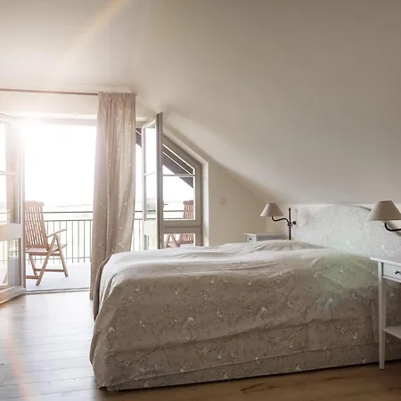 Mit Kamin Im Gut Ulrichshusen Hébergement de vacances